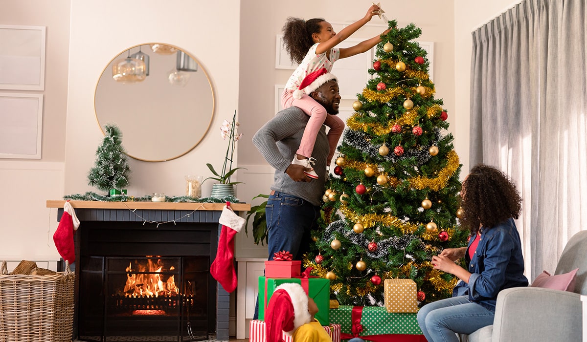 Christmas Decoration Checklist